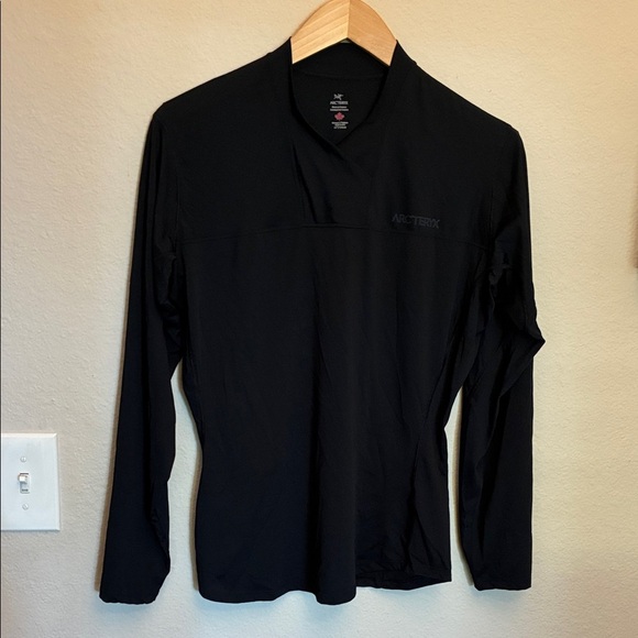 Arc'teryx Women’s Long Sleeve size L - Picture 1 of 4
